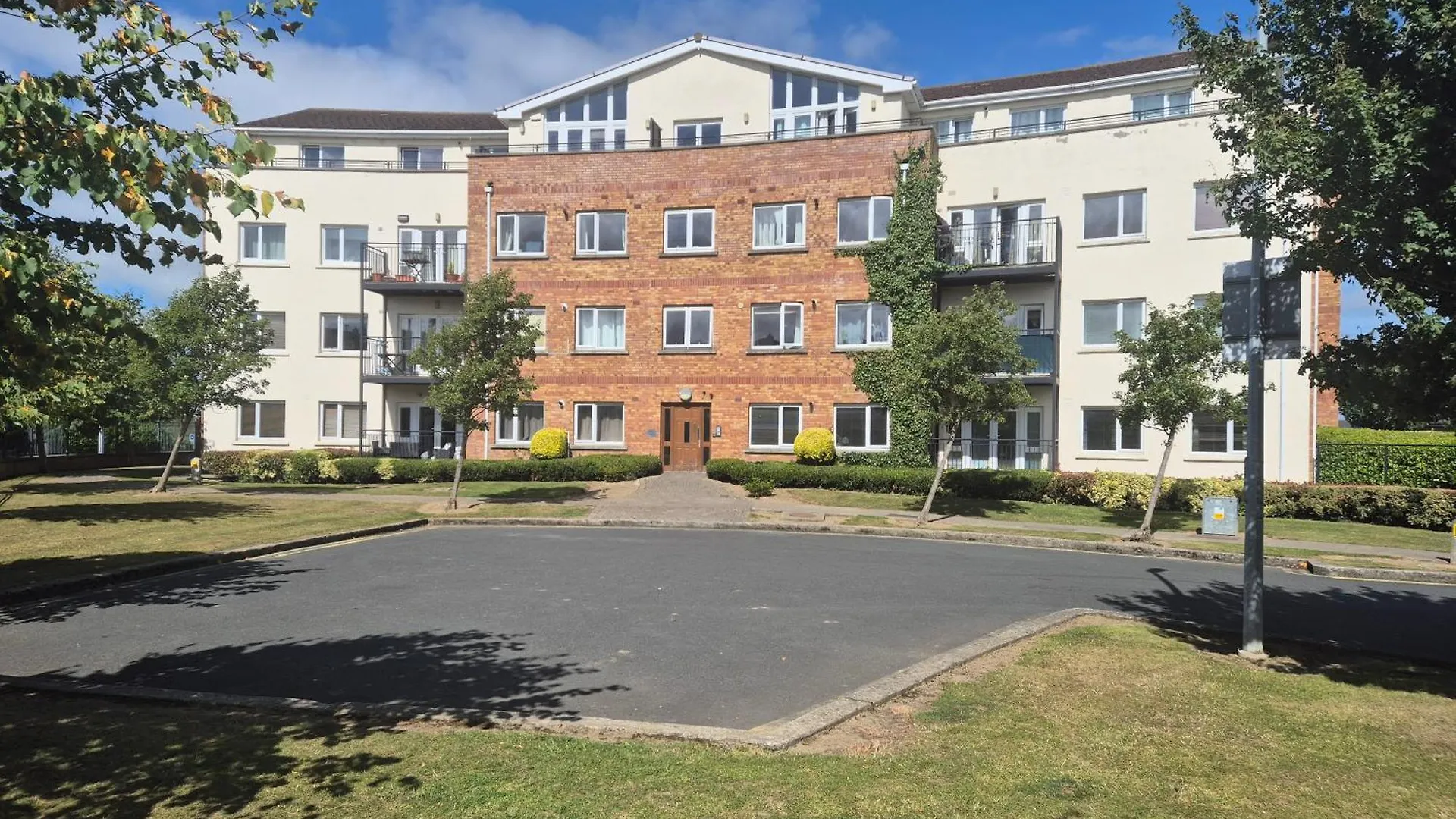 Homestay Double Room Beside Tramline Dublin