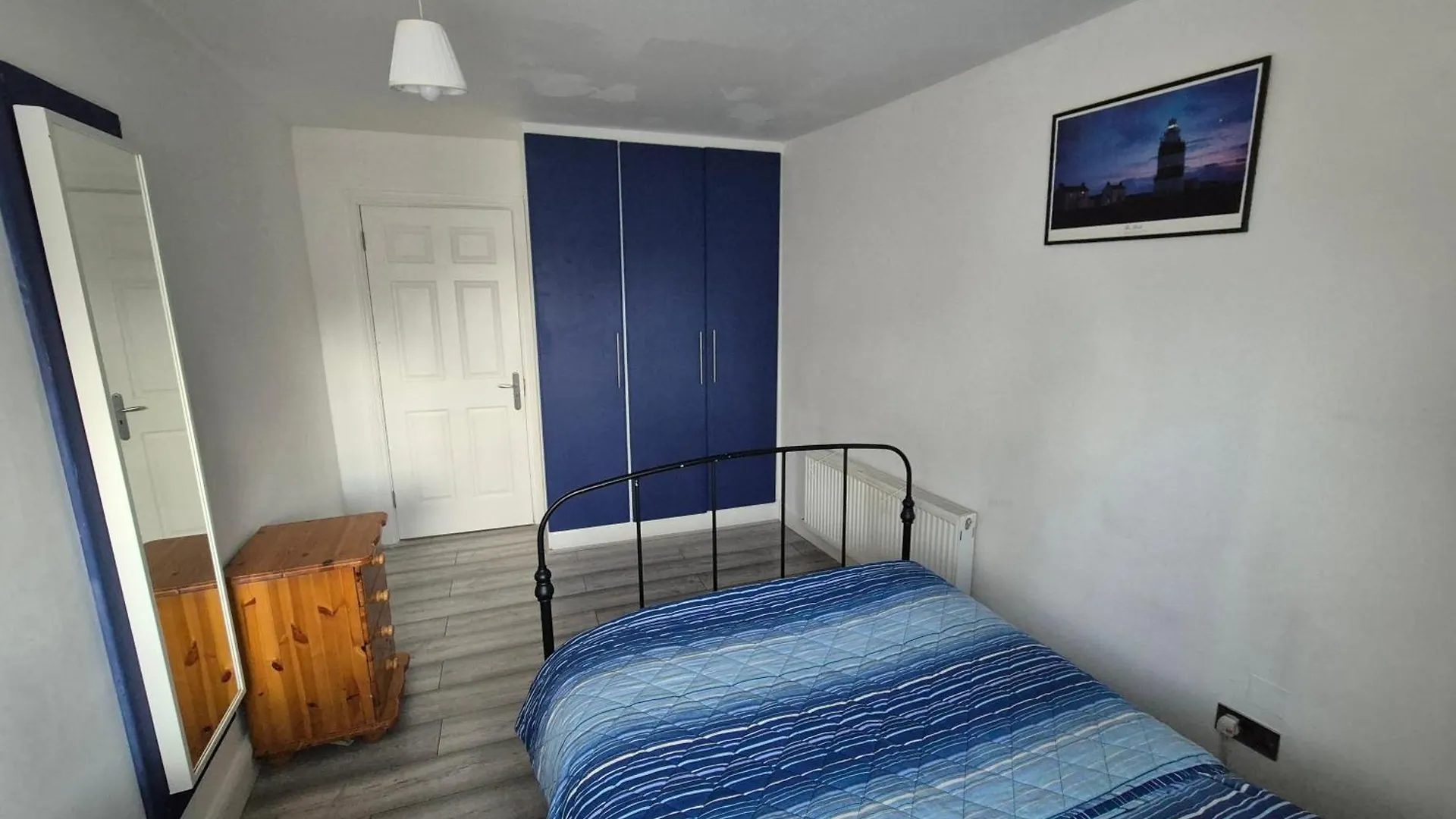 Double Room Beside Tramline دبلن